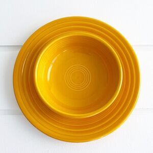 Fiesta Homer Laughlin Marigold 9”Luncheon Plate and 5.5” Fruit Bowl Set